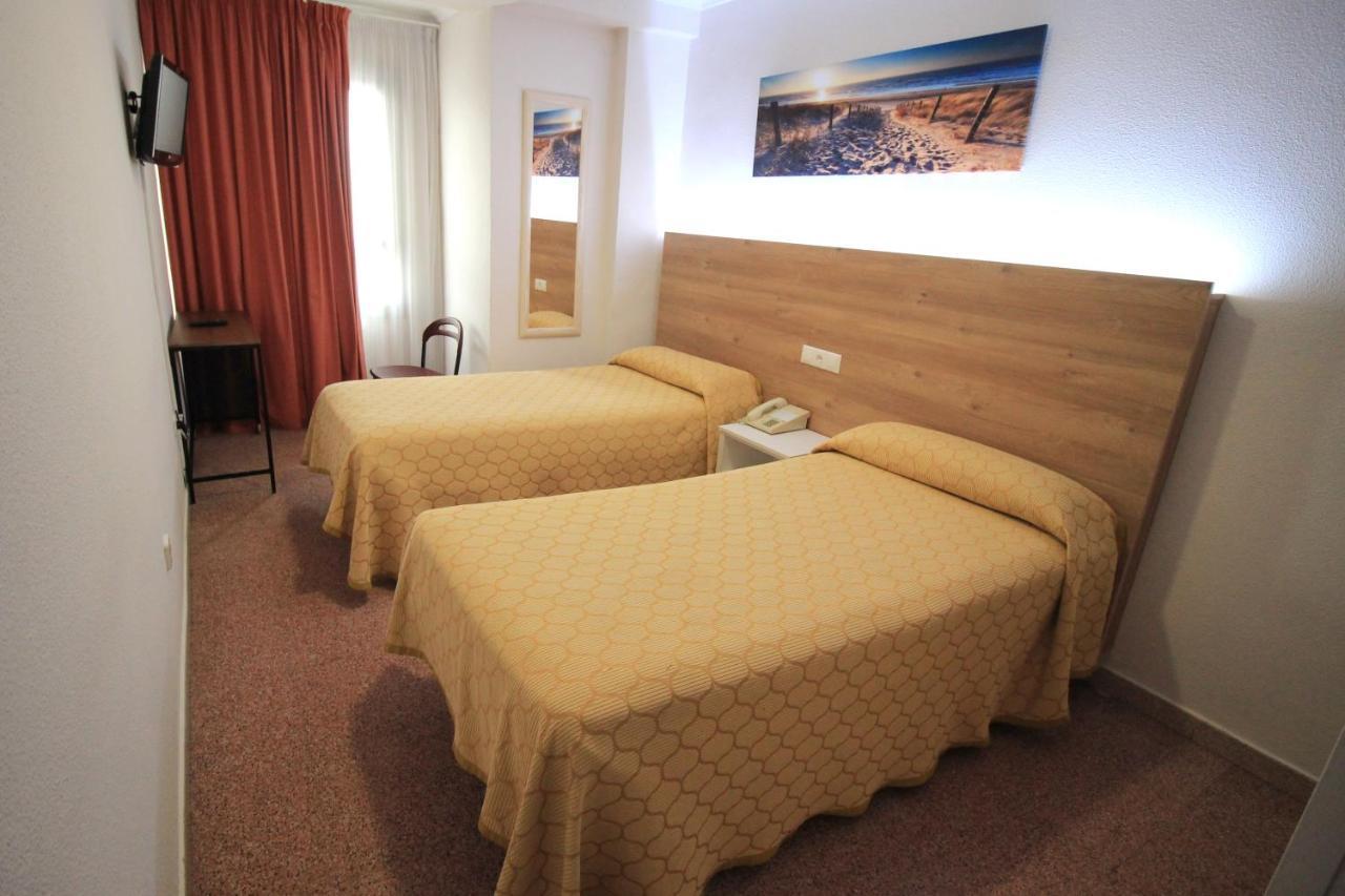 Hostal Pensimar El Altet Kültér fotó