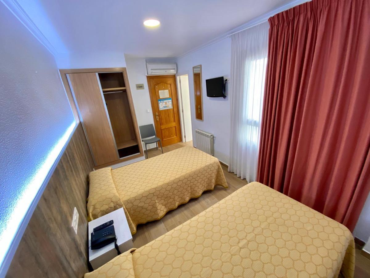 Hostal Pensimar El Altet Kültér fotó